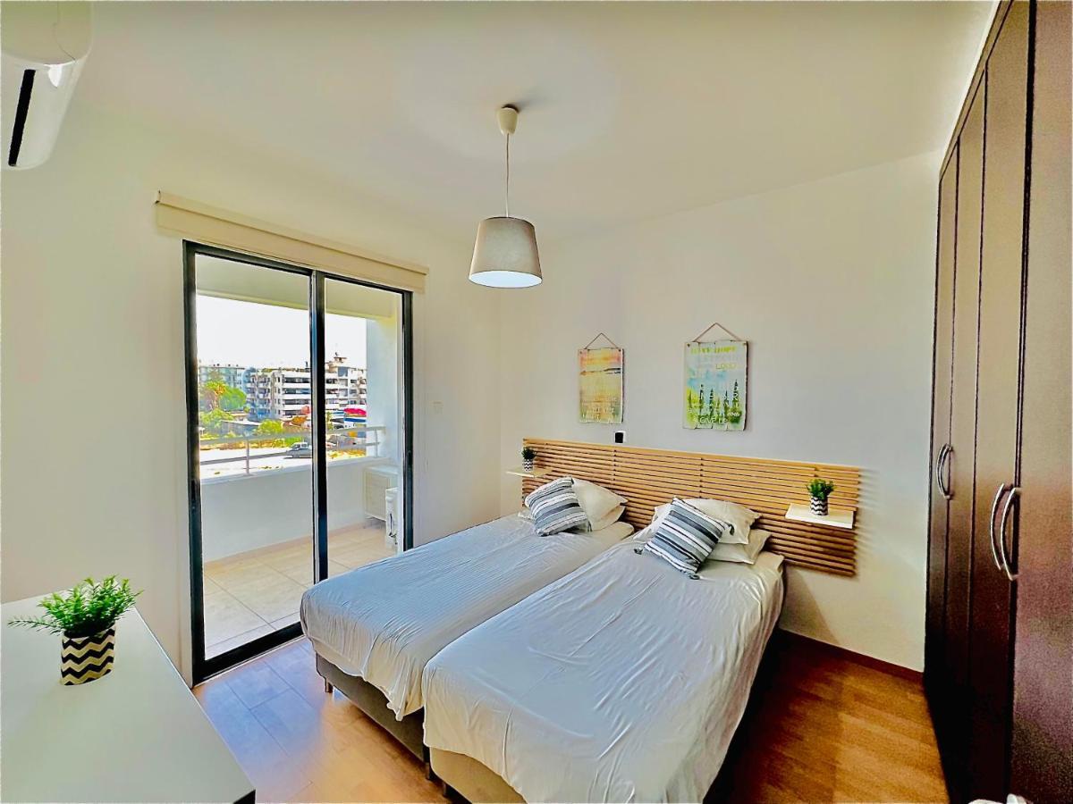 Lara 303 Apartment ลาร์นาคา ภายนอก รูปภาพ